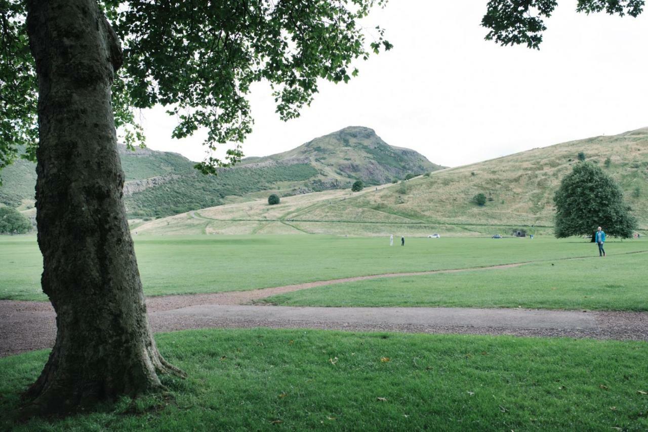 Beautiful City Centre Apartment - Holyrood Park EDI Exterior foto